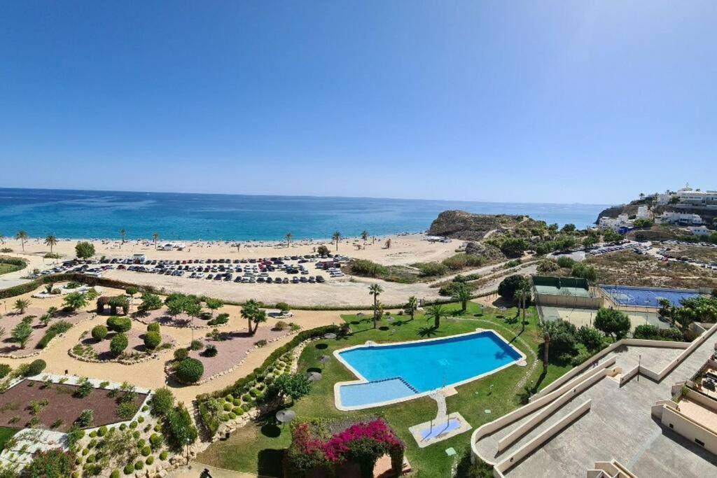 Top-Floor Beachfront Apartment With Parking, Pool, & Spacious Sea-View Balcony Villajoyosa Eksteriør billede